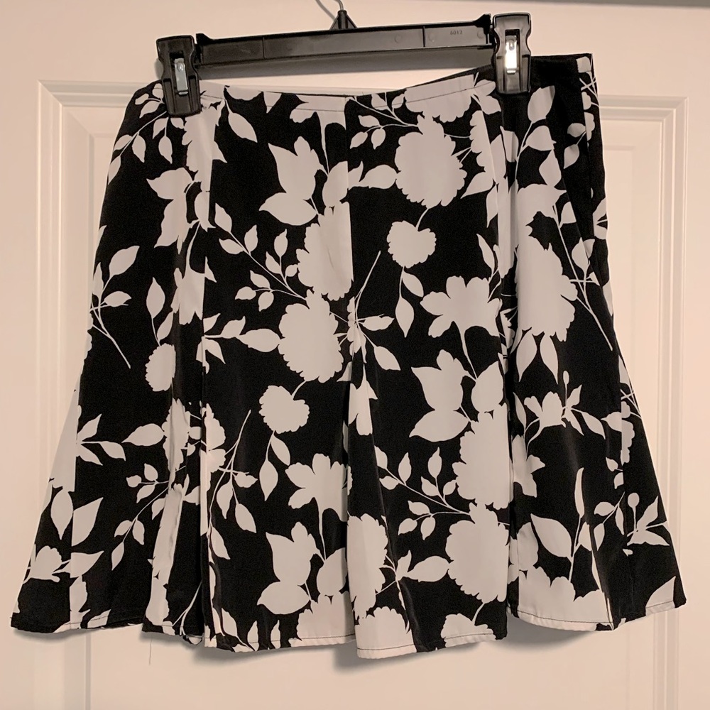 Banana Republic flowered skirt